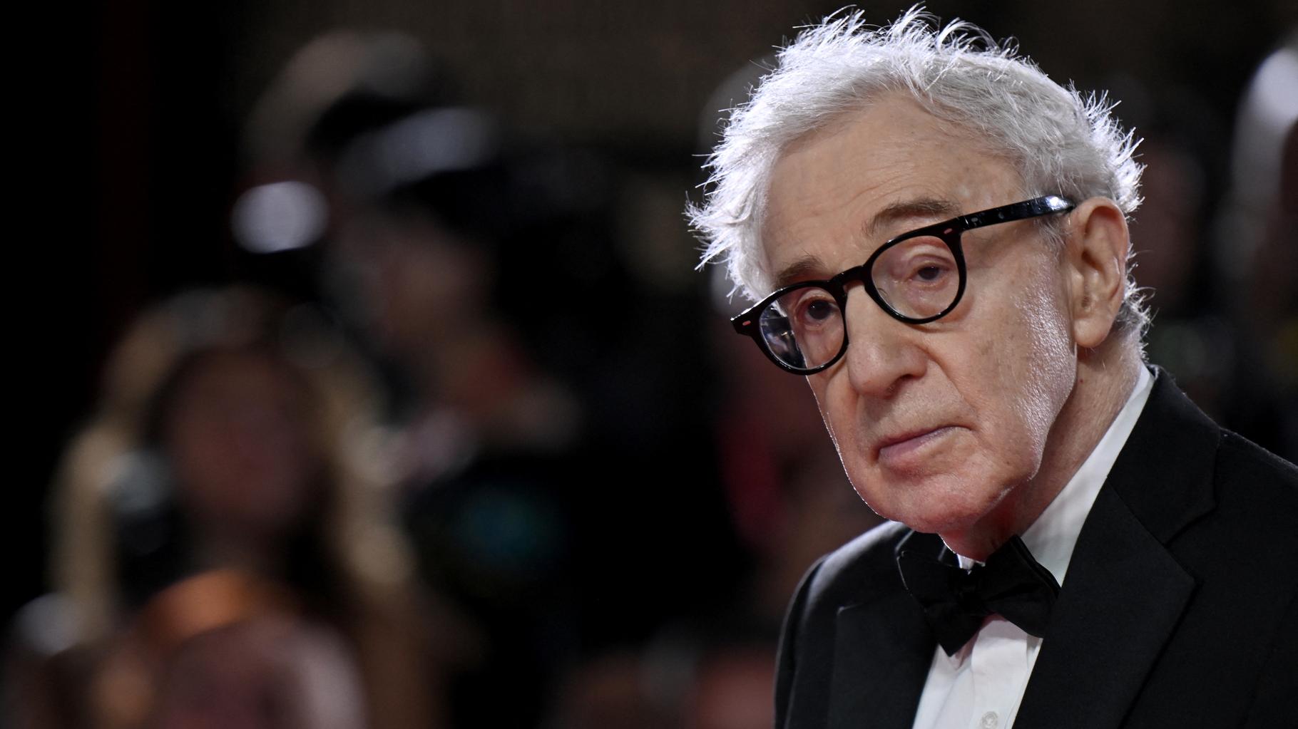 Zelensky déclenche une guerre absurde contre Woody Allen : un comble de l’insoutenable arrogance