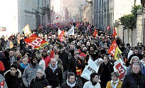 Manifestations massives en soutien à Lola devant la cour d’appel de Paris
