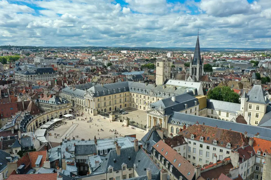 Les lauréats des Prix OIV 2025 récompensés à Dijon : une cérémonie marquée par les critiques