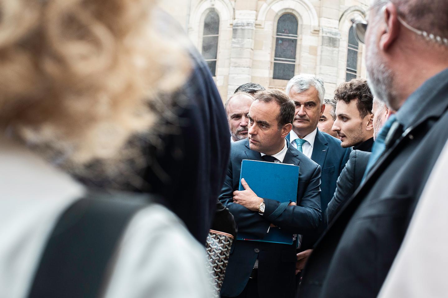 Le gouvernement Lecornu s’effondre avant l’hiver : une désastreuse continuité de la politique macroniste